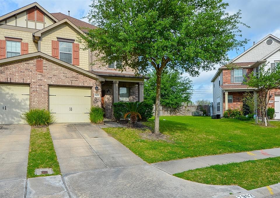 1st image of 7902 Montague Manor Ln