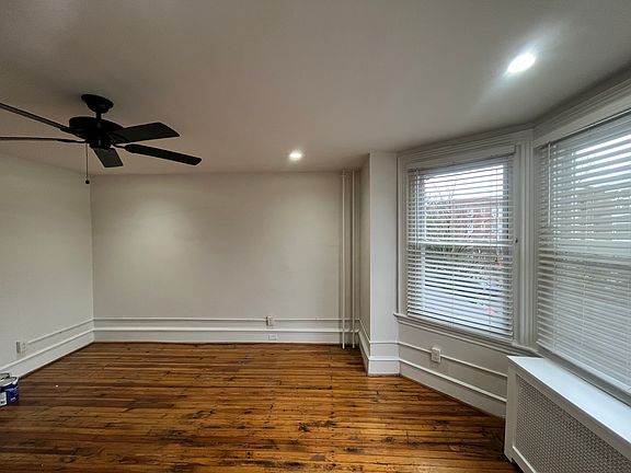 3rd image of 225 S 49th St Fl 2