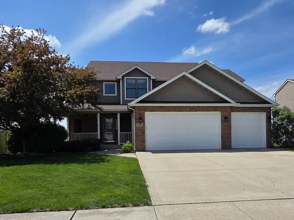 723 Casey Dr, Minooka, IL 60447