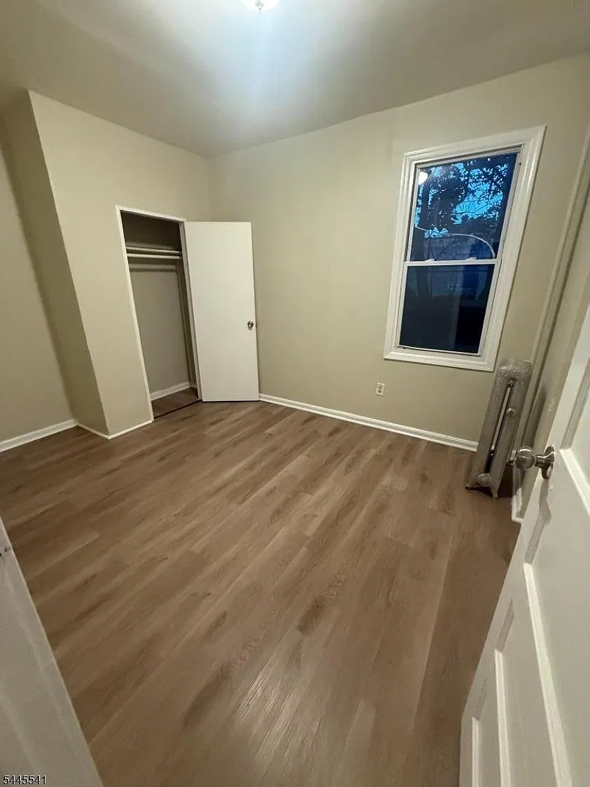3 bed, 1.5 bath, 1000 sqft, $1,950 — Photo 4