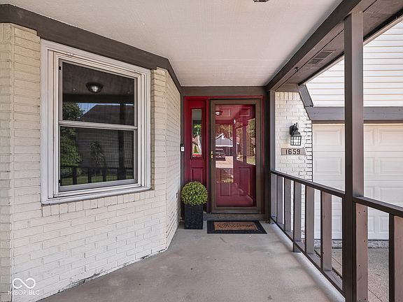 3rd image of 1659 Park Ridge Way