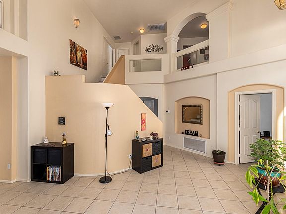 4th image of 4235 E Cedarwood Ln