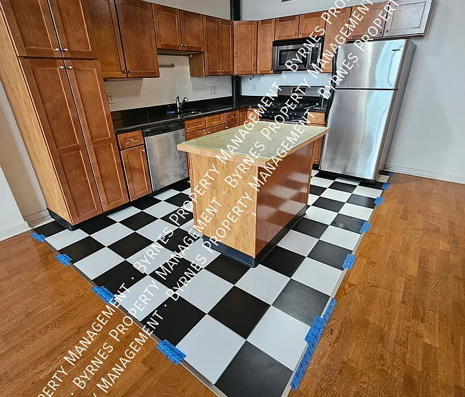 160 Fremont St #208 — Photo 2