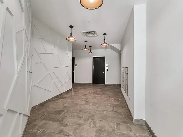 391 Palisade Ave #501 — Photo 19