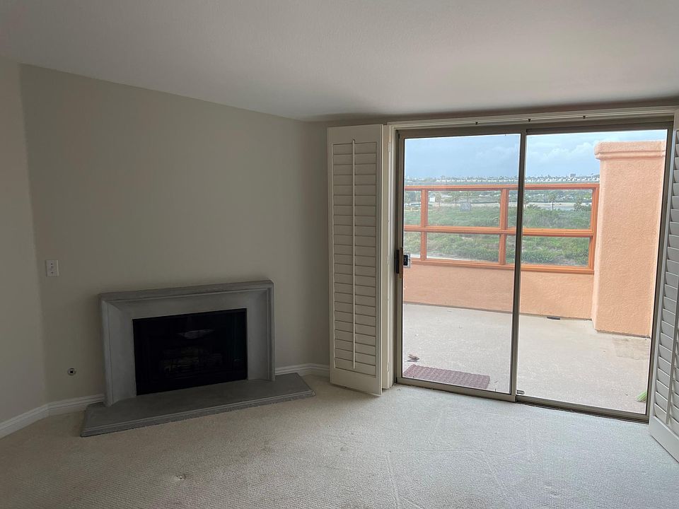 1st image of 94 Villa Point Dr