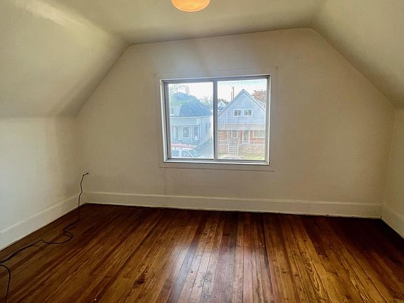 2nd image of 2714 Norwalk St