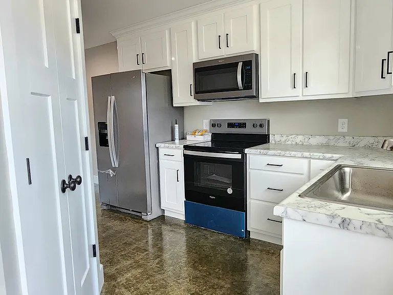 43 Duncan Ln #1 — Photo 6