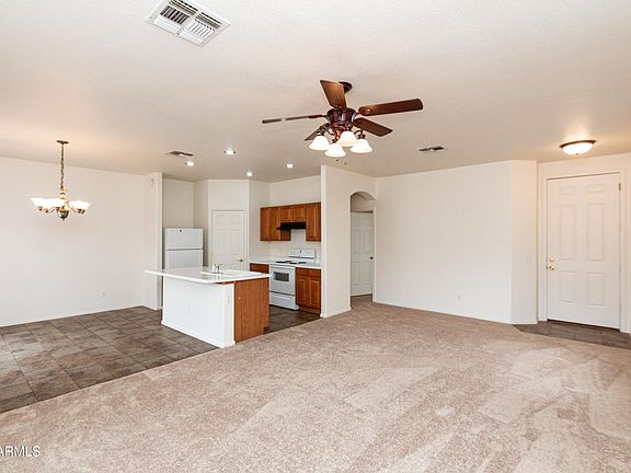 3rd image of 2624 E La Costa Dr