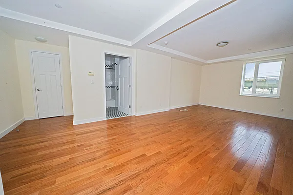 Rented by Level Group | media 36