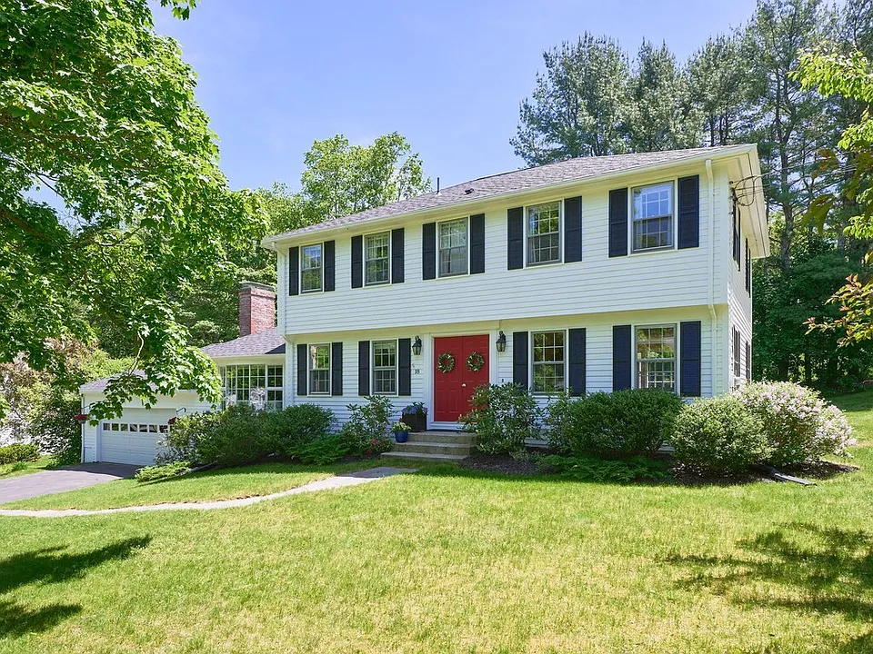 18 Townsend Dr