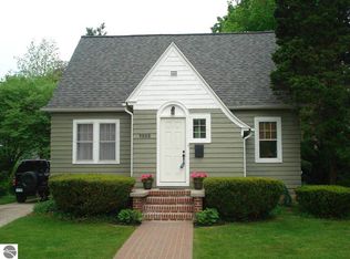 1022 S Fancher Ave, Mount Pleasant, MI 48858