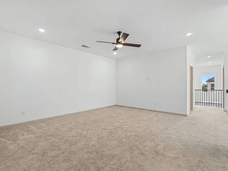 9540 Hedge St — Photo 38