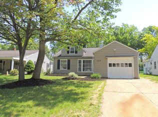 1117 Eastwood Ave, Mayfield Heights, OH 44124