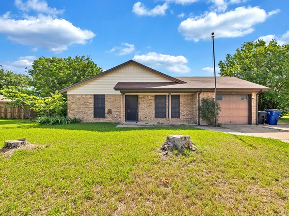 501 Post Oak Ln, Burleson, TX 76028