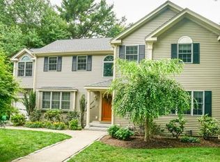 12 Mansfield Rd, Wellesley, MA 02481