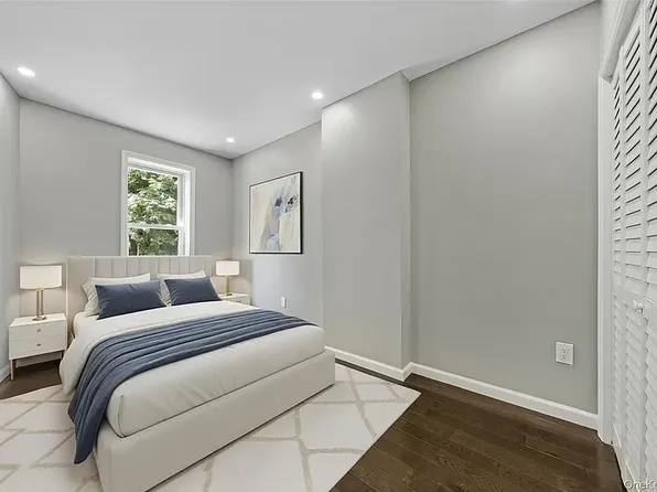 1438 East 95th Street image 5 of 10