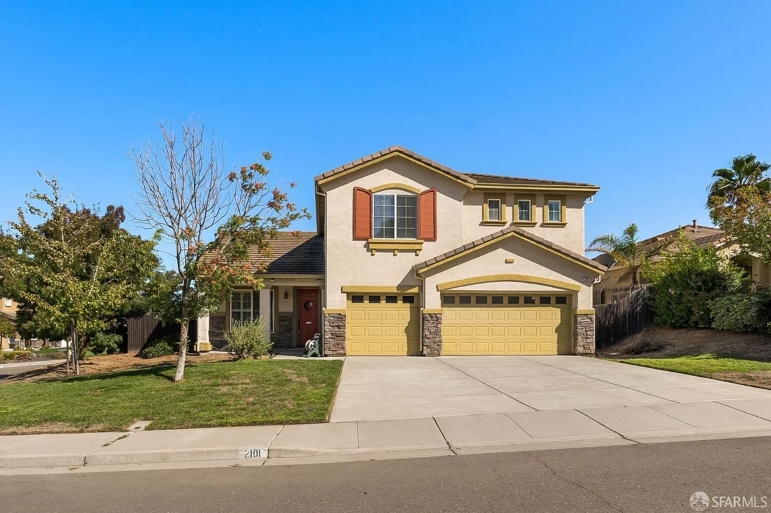 2101 Michelle Ln photo 1