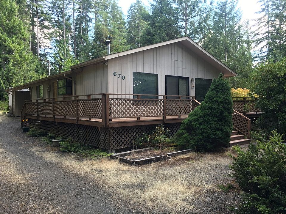 1st image of 670 E Ballantrae Dr