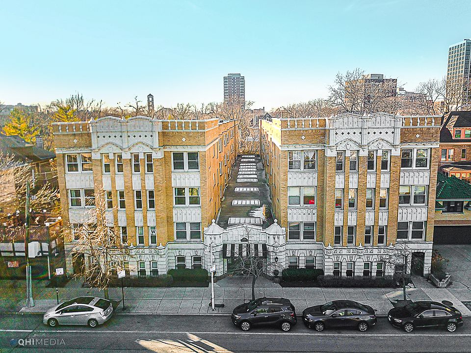 1st image of 4240 N Clarendon Ave APT 212S