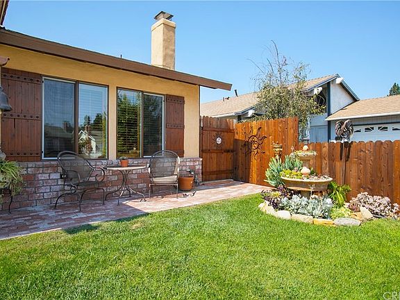 4th image of 331 N Mira Flores Ct