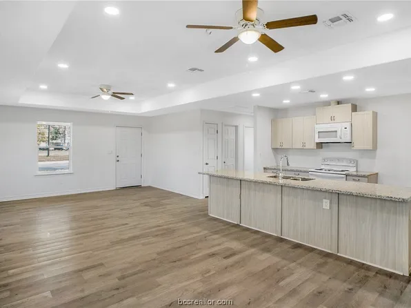 15 Lenora Dr Lot 24, Hearne, TX 77859