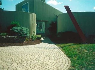 1720 W Bloomfield Rd, Honeoye Falls, NY 14472