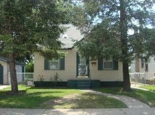 1777 Hanover St, Lincoln Park, MI 48146
