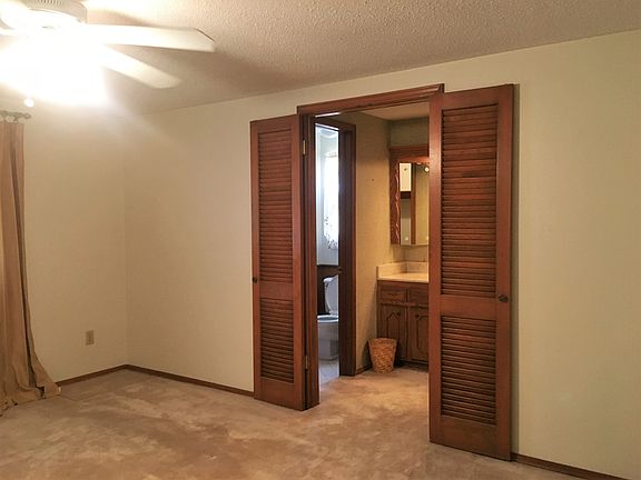 2nd image of 2700 N Meridian Ct