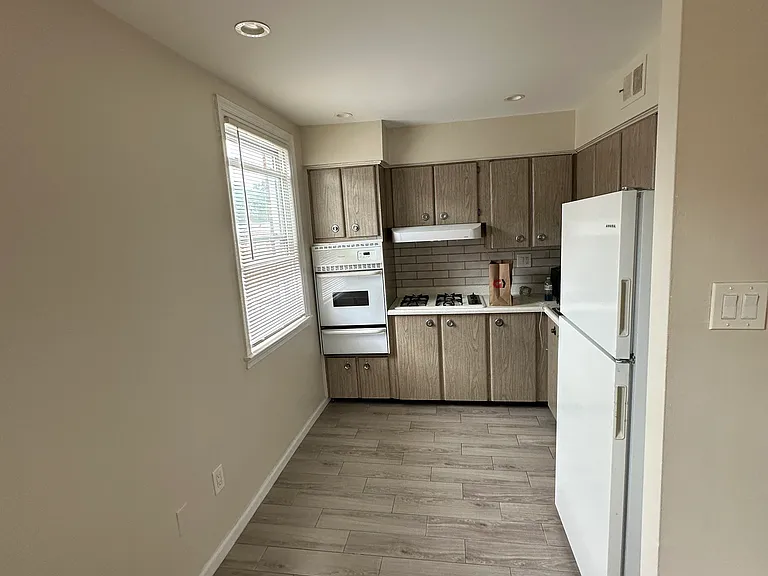 1213 Fuller St #2 — Photo 5