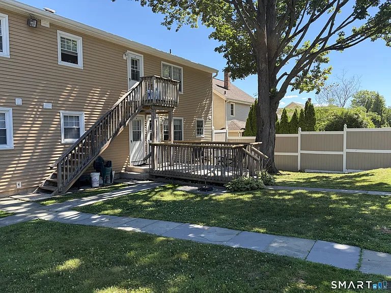 21 Leonard St — Photo 3