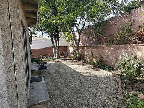 2nd image of 2303 W 139th St