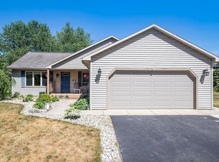 41111 Quail St, Mattawan, MI 49071