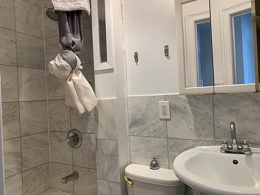 Rented by FirstService Realty (legacy) | media 18