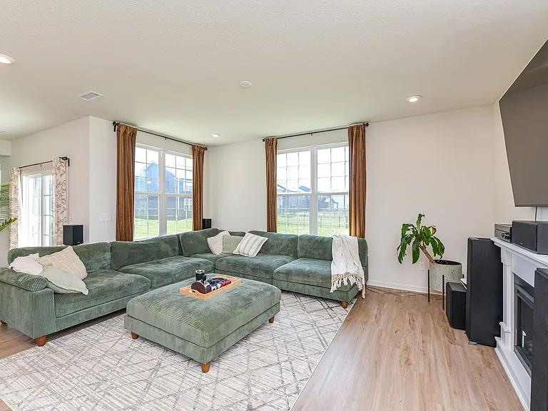 6907 Seattle Slew Dr — Photo 12