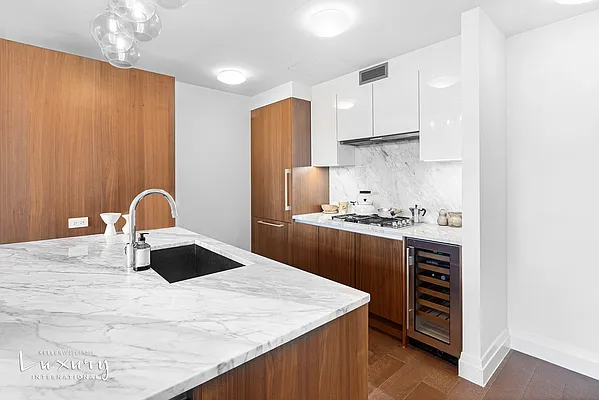 Sold by Keller Williams NYC | media 9