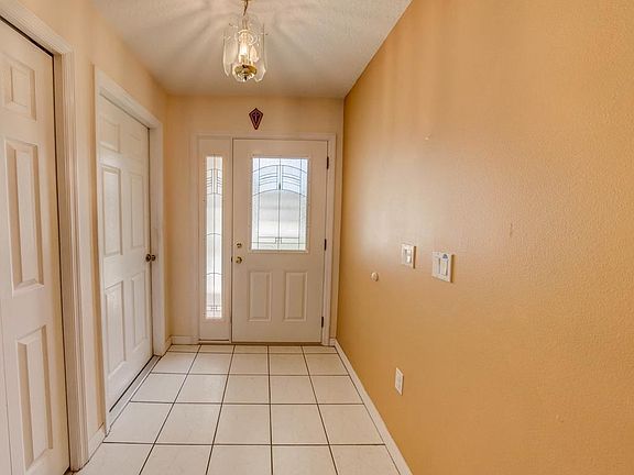 2nd image of 14 Wood Acre Ln