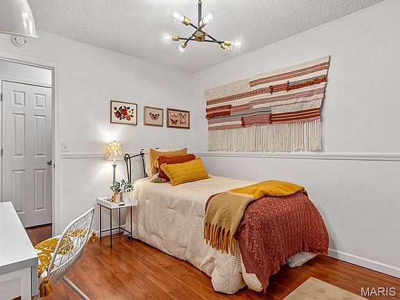 5th image of 112 Jefferson Dr
