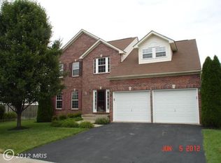 72 Edaw Dr, Charles Town, WV 25414