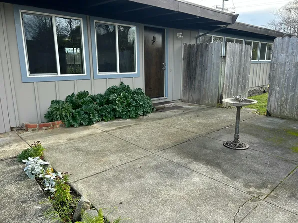 3348 Edgewood Rd, Eureka, CA 95501