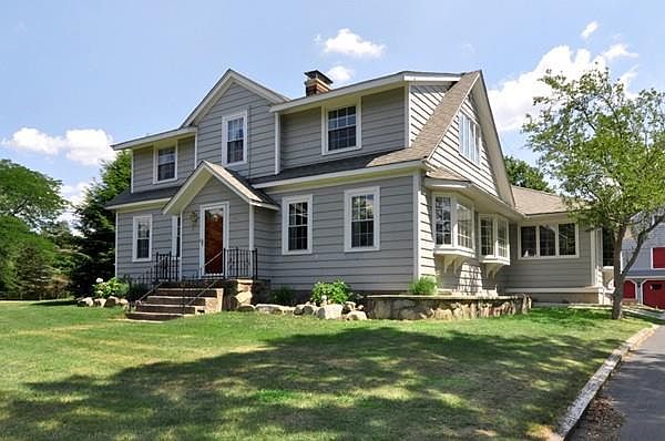 1st image of 61 Taunton St