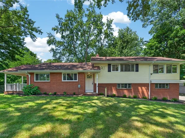 4612 Provens Dr, Akron, OH 44319