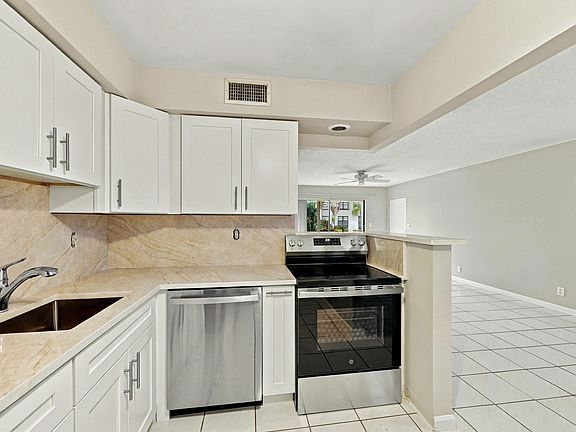 4th image of 9935 Pineapple Tree Dr APT 108