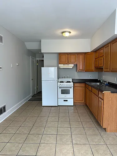 309 W 6th St #1 Photo 1