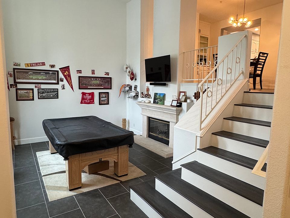 Entrance and living space