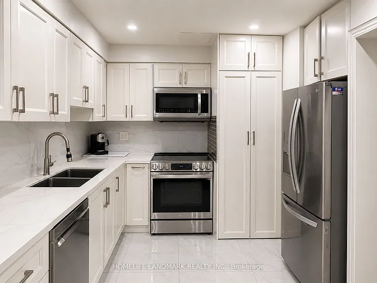 4005 Don Mills Rd #316 — Photo 11