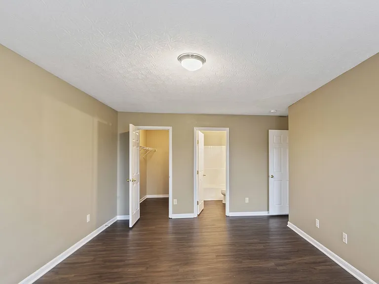 5877 Hayden Dr — Photo 10