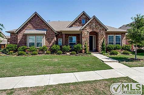 1st image of 423 Plumwood Way