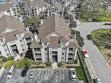 5th image of 421 Harbour Point #306