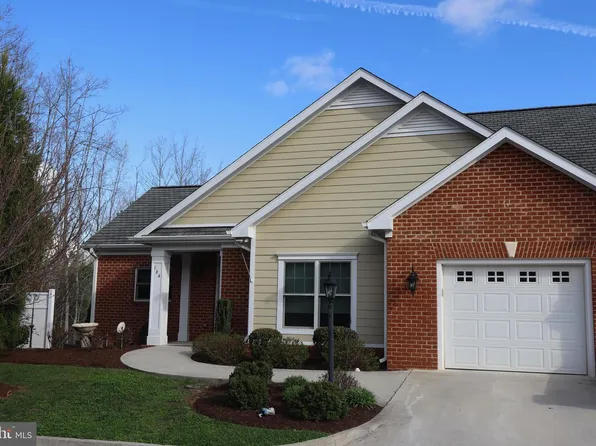 164 Retirement Dr, Hardy, VA 24101