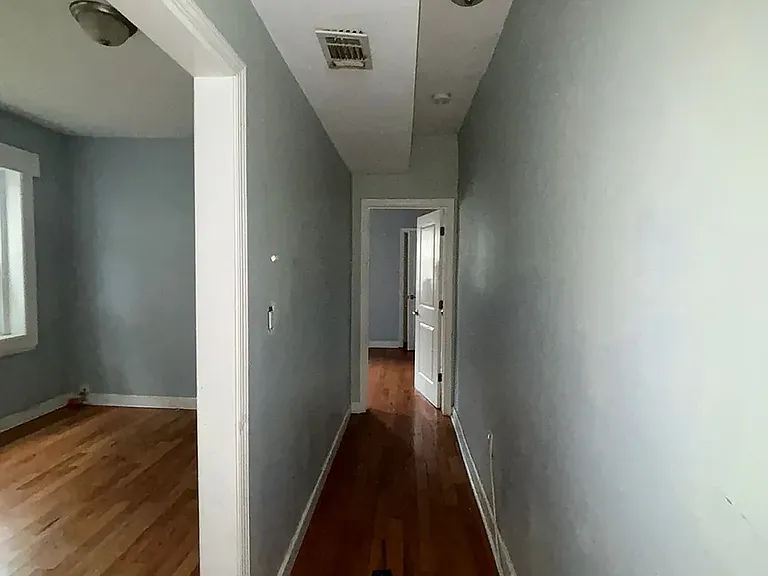 132 N Grove St #6C — Photo 3